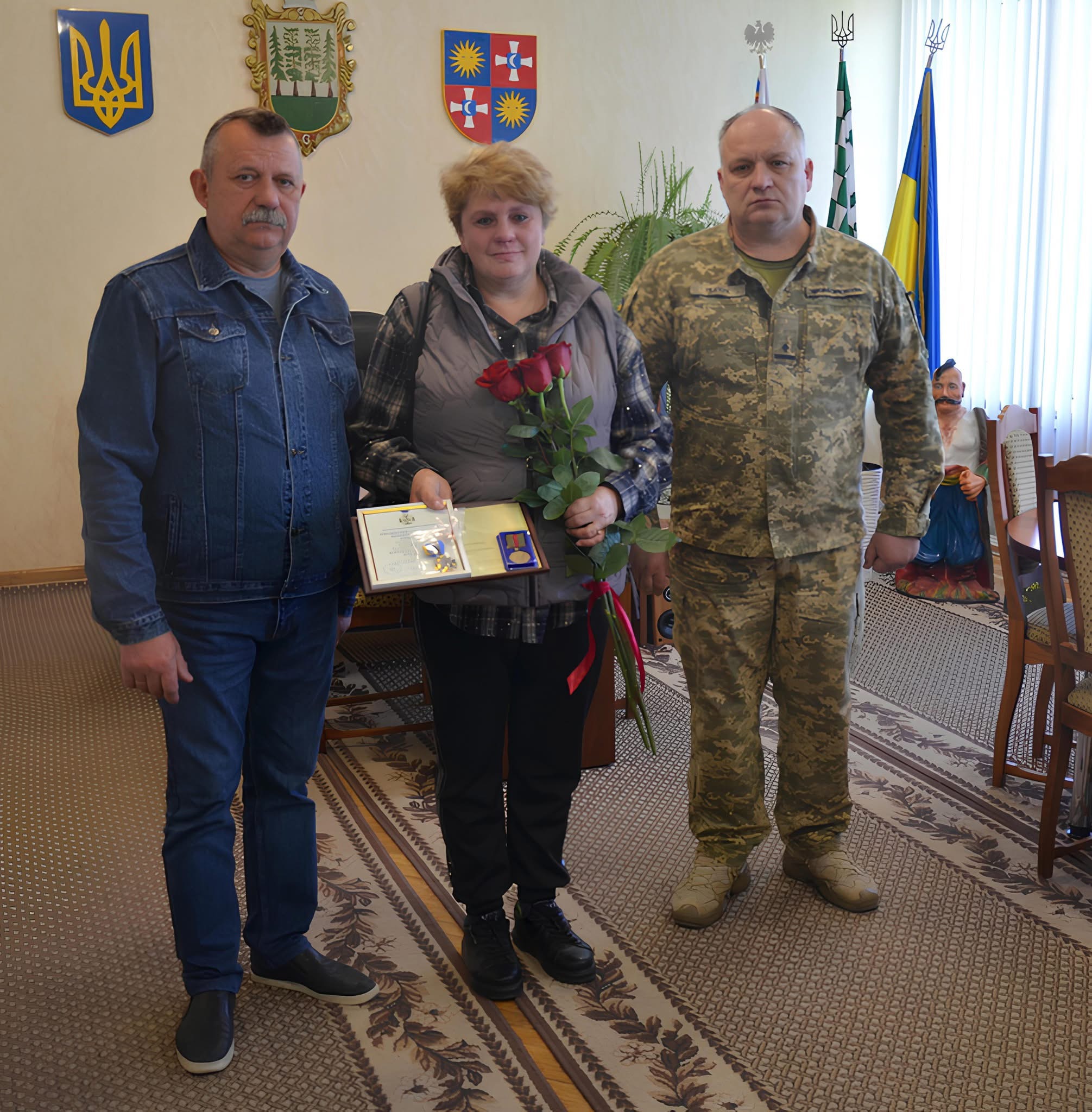 Фото до матеріалу: У Володимирі вшанували пам'ять загиблого захисника Володимира Мандзюка
