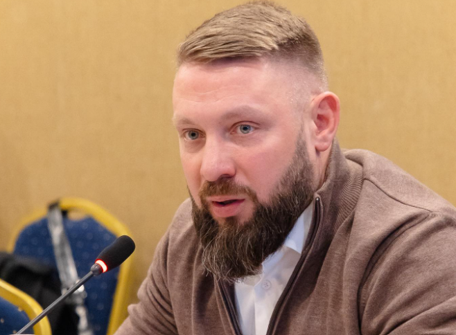 Фото до матеріалу: Уряду нічого не заважає нормально працювати без красивих назв, – заступник міністра у справах ветеранів Приходько