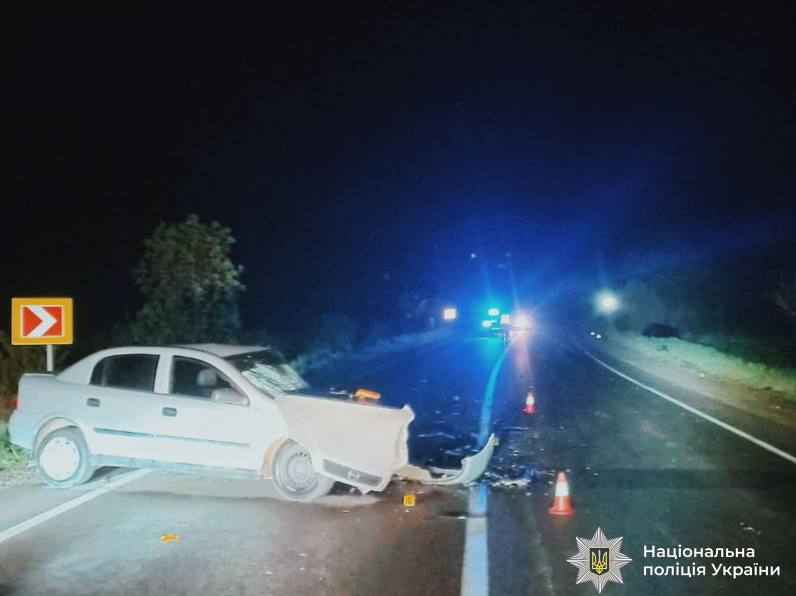 Фото до матеріалу: П'яний водій BMW виїхав на зустрічну та врізався в Opel на Франківщині
