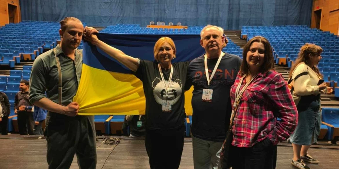 Фото до матеріалу: Вінницька вистава «За дверима» стала сенсацією на міжнародному фестивалі в Туреччині