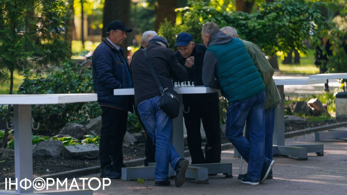 Фото до матеріалу: Як пенсіонерам за кордоном та на окупованих територіях не втратити виплати: інструкція від ПФУ
