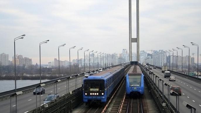 Фото до матеріалу: Міст Метро готують до реставрації, але терміни початку залишаються невизначеними