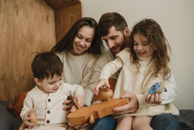 Фото до матеріалу: Пільги для дітей із багатодітних сімей в Україні у 2026 році: повний перелік та документи