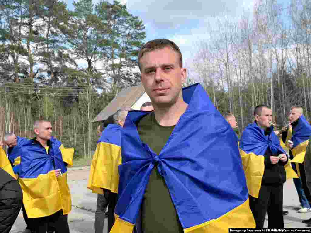 Фото до матеріалу: 193 українських воїни повернулися додому: 73-й обмін полоненими