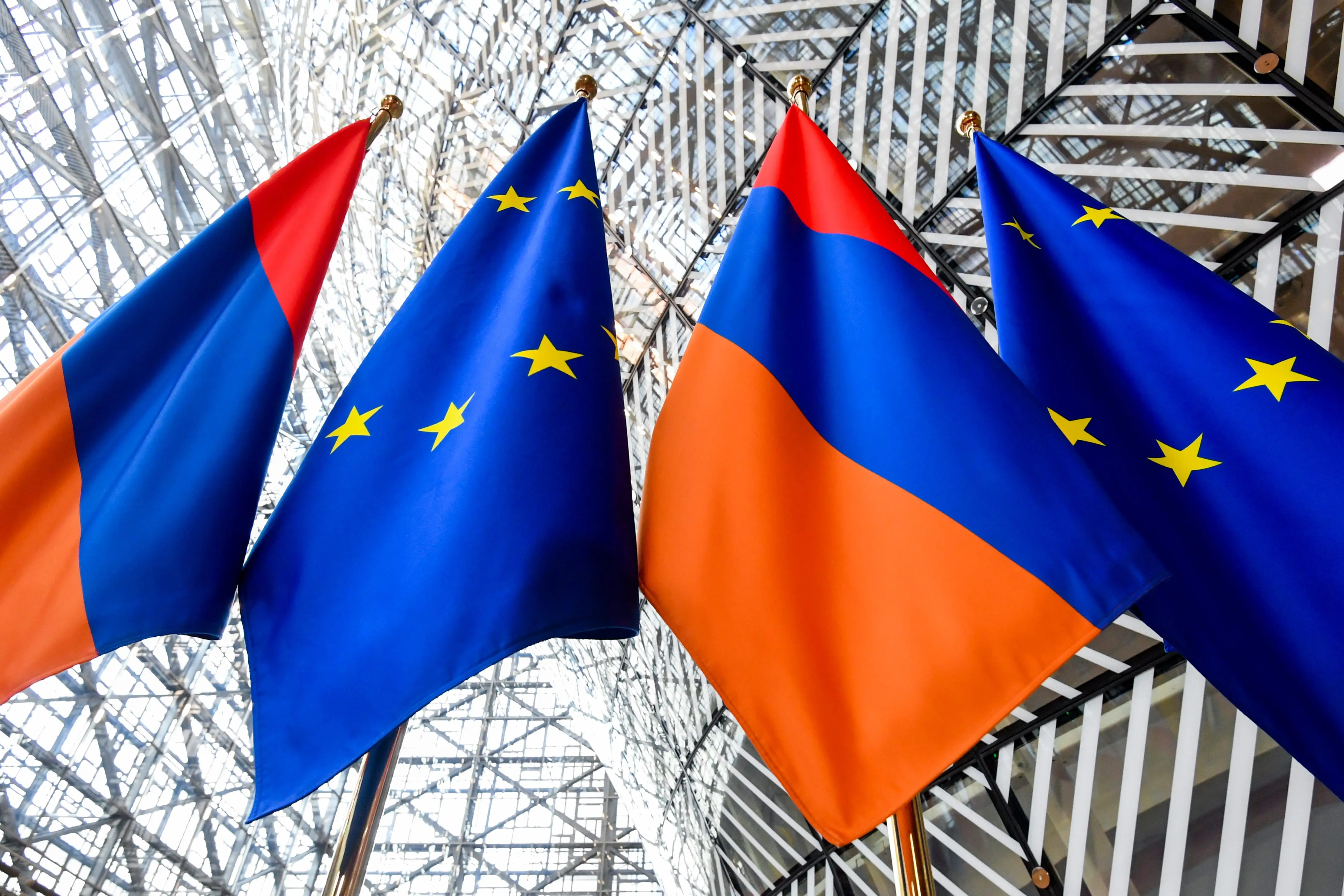 Фото до матеріалу: ЄС підтвердив європейські прагнення Вірменії та підтримку України