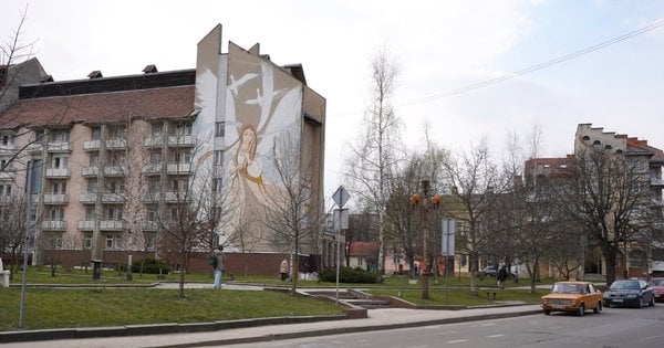 Фото до матеріалу: У Дрогобичі планують побудувати перший МакДональдс за межами області. Мешканці проти