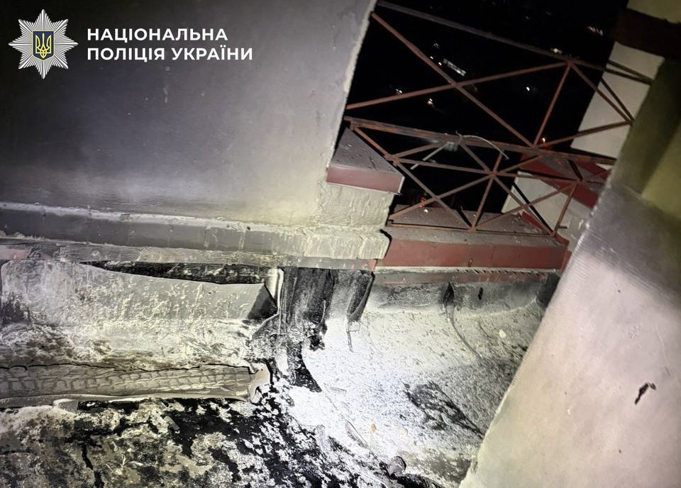 Фото до матеріалу: У Шевченківському районі Києва вночі згорів Lexus на території гаражного кооперативу