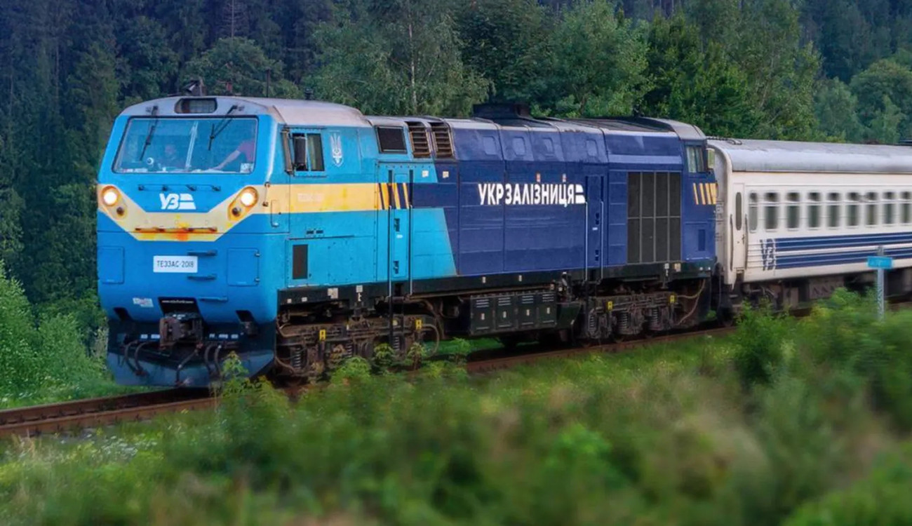 Фото до матеріалу: Укрзалізниця встановлює понад 800 укриттів для працівників по всій країні
