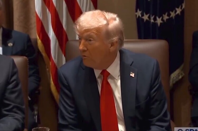 Фото до матеріалу: Трамп офіційно повідомив Конгрес про припинення війни з Іраном