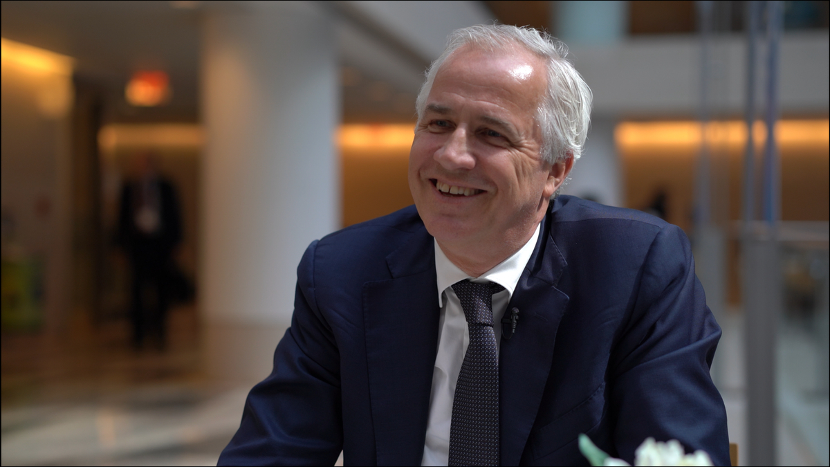 Фото до матеріалу: Investors Still Eye Ukraine Reconstruction Despite War, PrivatBank CEO Says