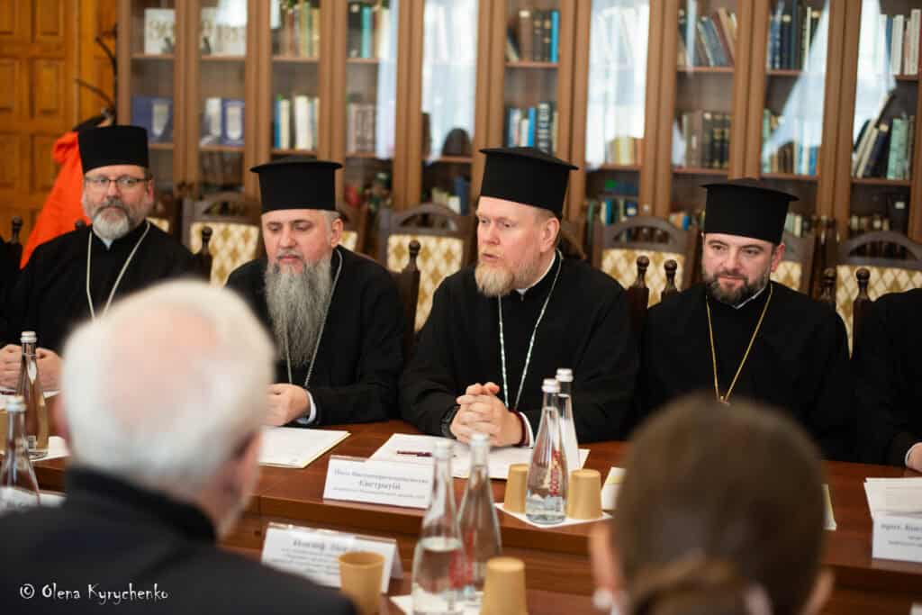 Фото до матеріалу: Лідери церков та громадянське суспільство обговорили майбутнє України в Києві