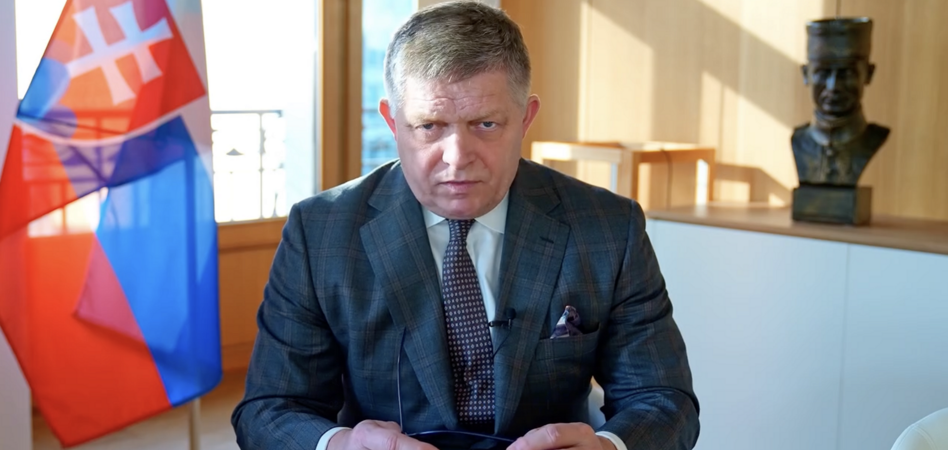 Фото до матеріалу: Фіцо передасть послання Зеленського Путіну під час візиту до Москви