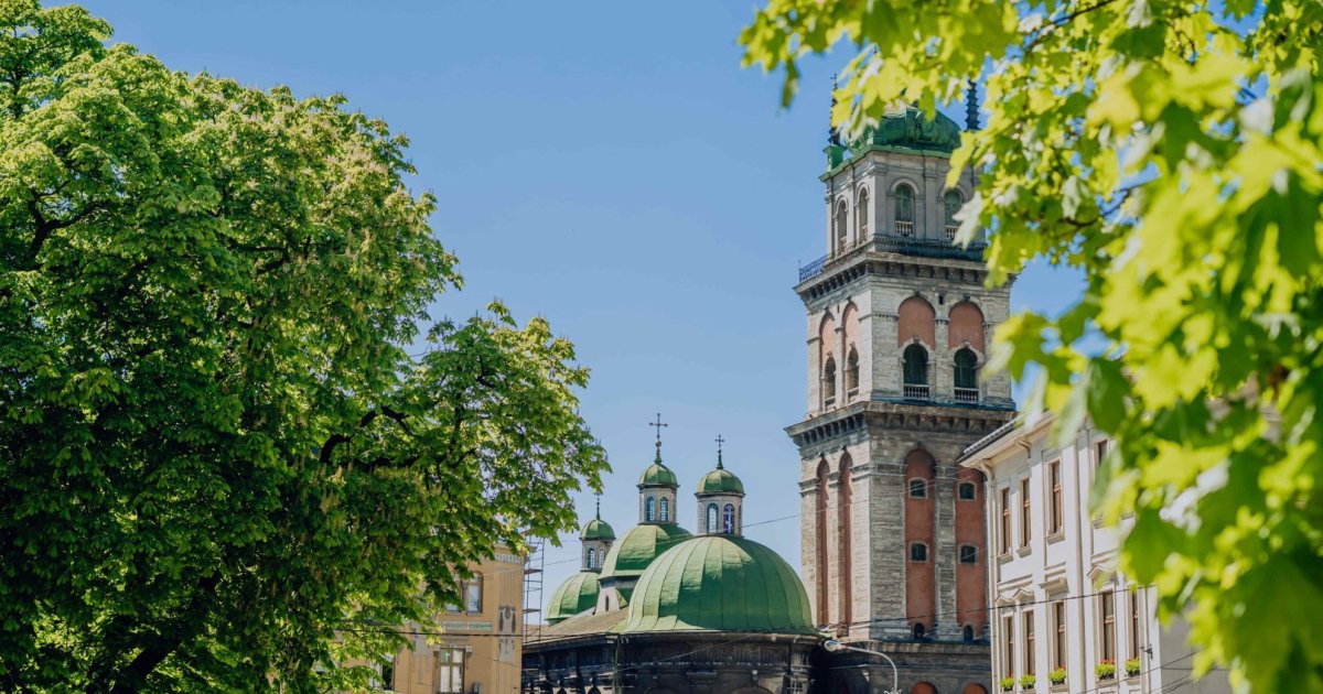 Фото до матеріалу: Львівщина: теплий день без опадів, температура до +26