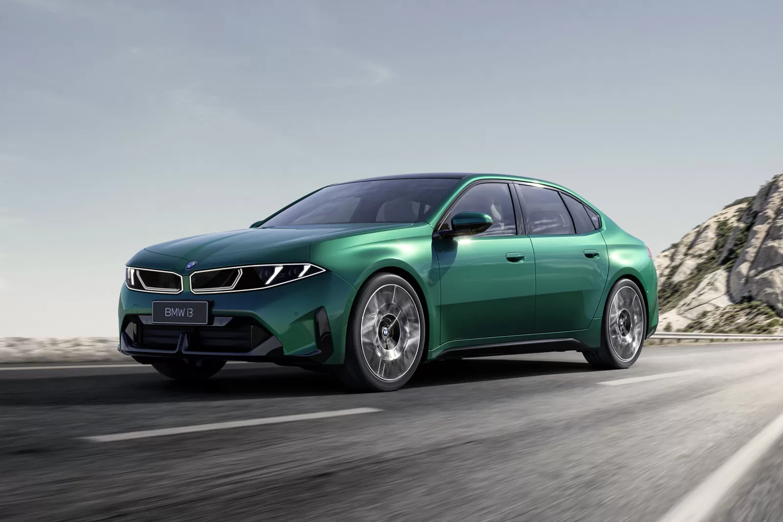 Фото до матеріалу: BMW iX3 та i3 отримали подовжені версії для китайського ринку