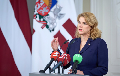 Фото до матеріалу: Евіка Сіліня подала у відставку: Латвійський уряд втратив підтримку парламенту