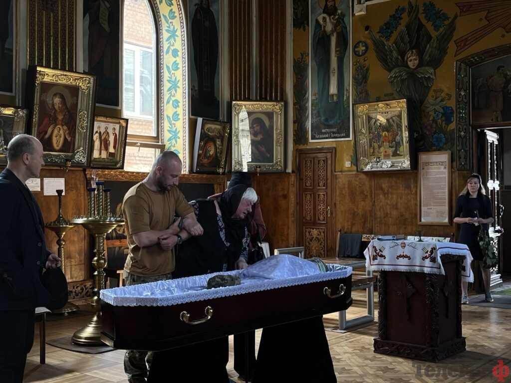 Фото до матеріалу: У Кременчуці попрощалися із загиблим військовим Павлом Кузнецовим