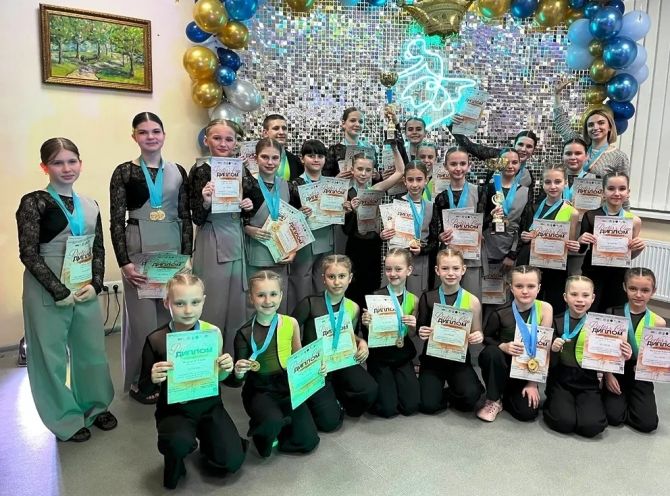 Фото до матеріалу: Юні черкасці здобули понад 100 нагород на Всеукраїнському чемпіонаті з танців