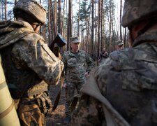 Фото до матеріалу: Волонтери «Української команди» передали нову партію FPV-дронів спецпідрозділу «Артан»