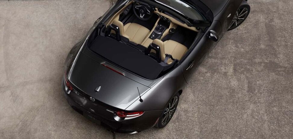 Фото до матеріалу: Mazda готує нову MX-5: легка, бензинова і без електрифікації
