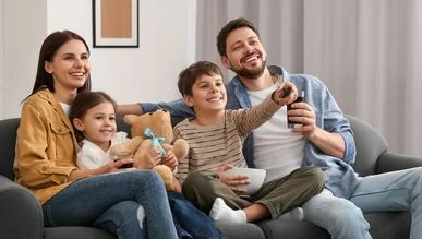 Фото до матеріалу: Хто з українських зірок краще говорить неправду: на SWEET.TV стартувало нове гумористичне шоу