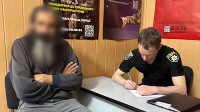 Фото до матеріалу: Київський псевдомайстер викрав у пенсіонерки 230 тисяч гривень на ремонт
