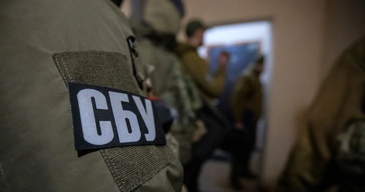 Фото до матеріалу: СБУ затримала трьох росіян за вербування юнаків до військових формувань у Криму