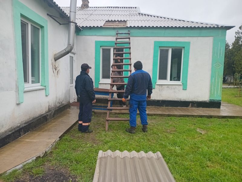 Фото до матеріалу: У Нововоронцовській громаді діє волонтерська «Армія відновлення»