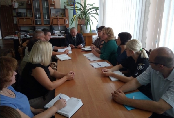 Фото до матеріалу: Півторамісячну дитину з Красного забрала комісія з захисту прав дитини
