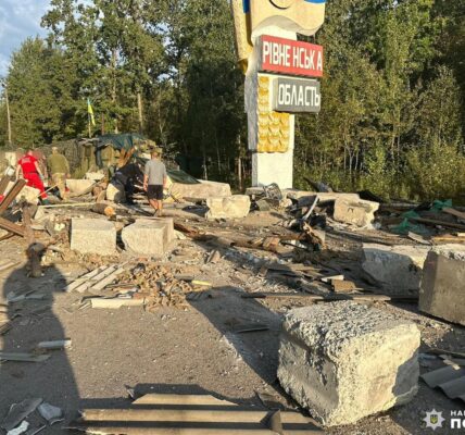 Фото до матеріалу: Шахрайство на війні: у Старокостянтинові чоловік ошукав двох людей майже на 300 тисяч гривень