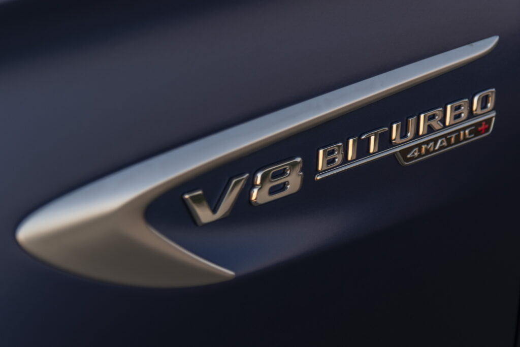 Фото до матеріалу: Mercedes-AMG повертає потужний V8 та емоційний звук замість гібридів