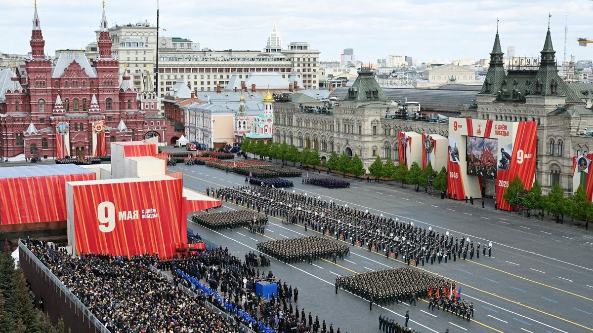 Фото до матеріалу: Вперше за 19 років: парад у Москві 9 травня пройде без військової техніки
