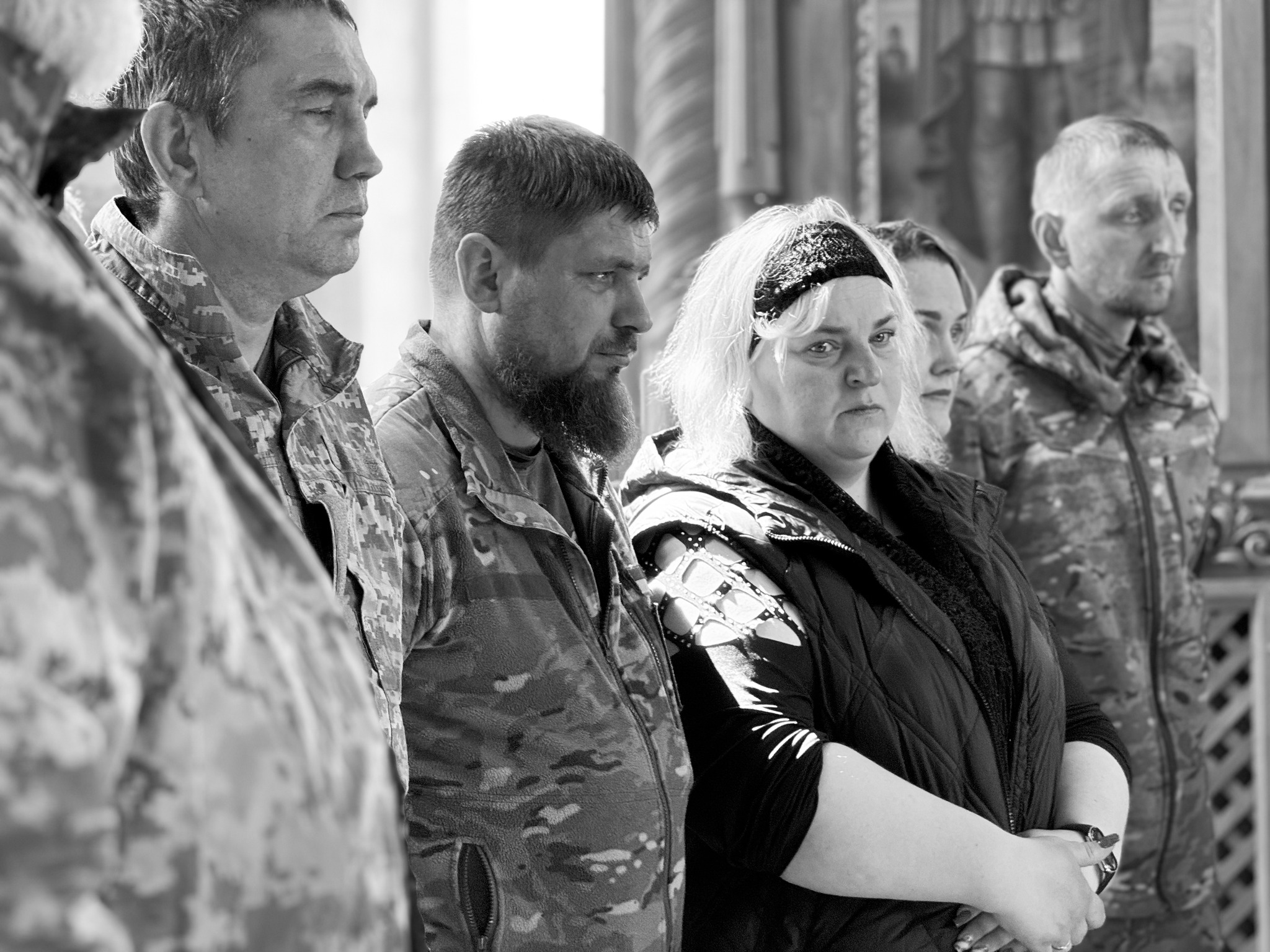 Фото до матеріалу: У Мукачеві попрощалися з полеглим захисником Володимиром Сурняком
