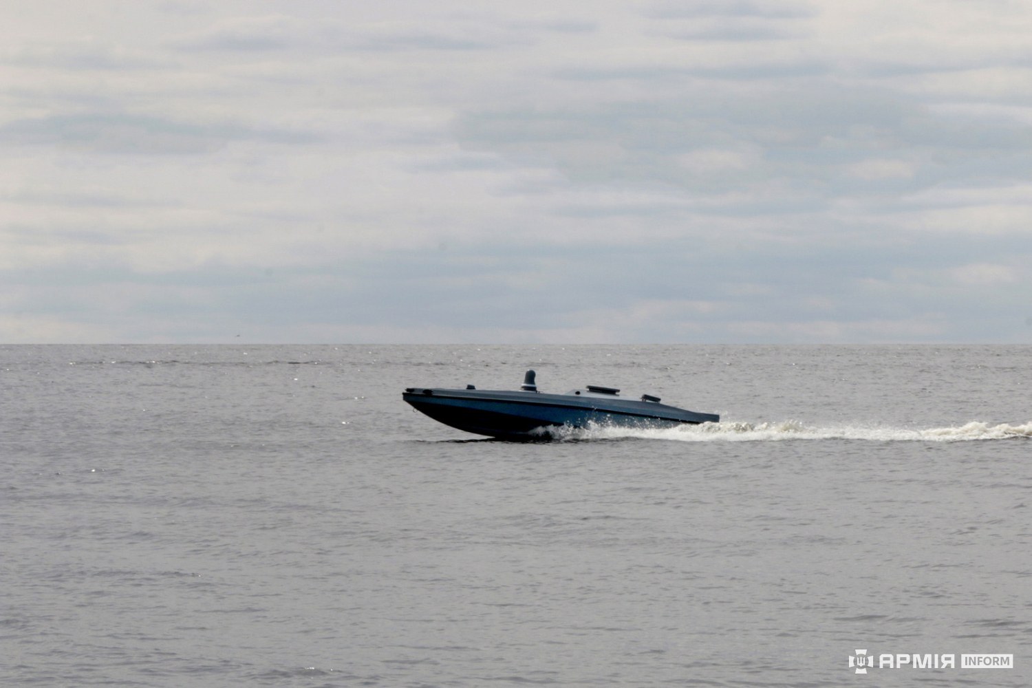 Фото до матеріалу: Відключення StarLink зупинило російські плани на морські дрони