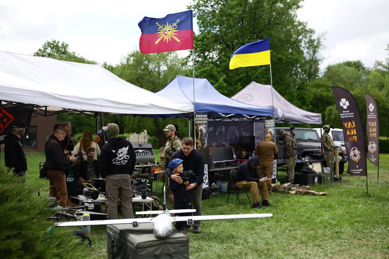 Фото до матеріалу: Хмельниччина: відкрито центр підготовки населення до національного спротиву