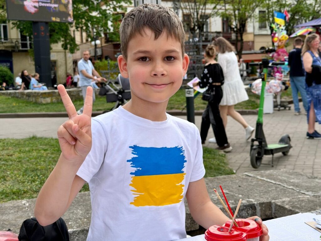 Фото до матеріалу: Науковий пікнік на Вічевому майдані: як Івано-Франківськ відсвяткував День міста знаннями та технологіями
