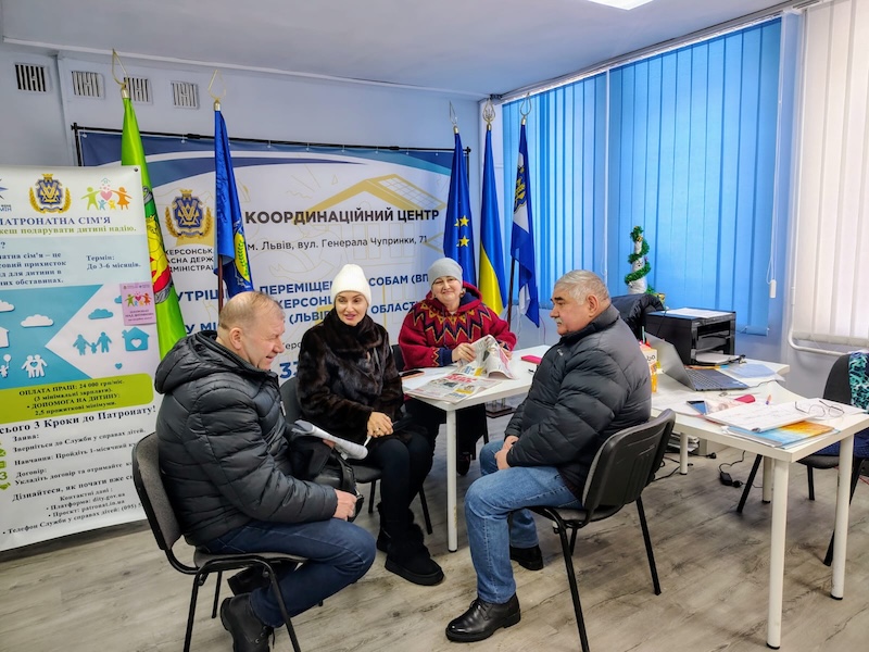 Фото до матеріалу: Львів та Херсон об'єдналися: як переселенцям знайти роботу у Франківську