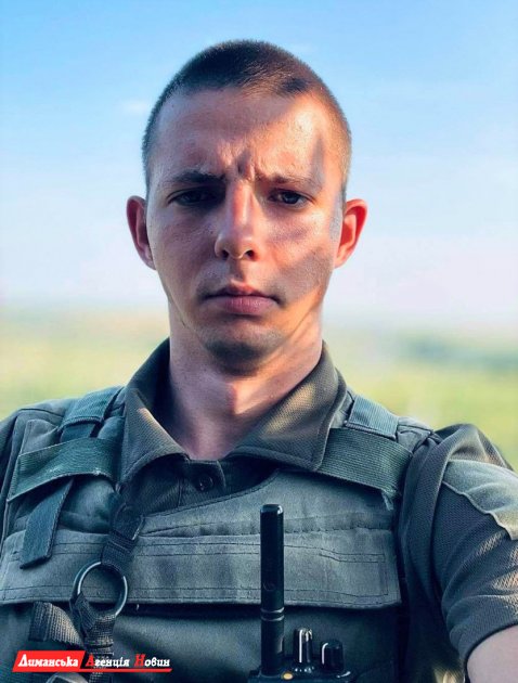 Фото до матеріалу: Визирська громада вшанувала пам'ять Олександра Пархоменка на треті роковини