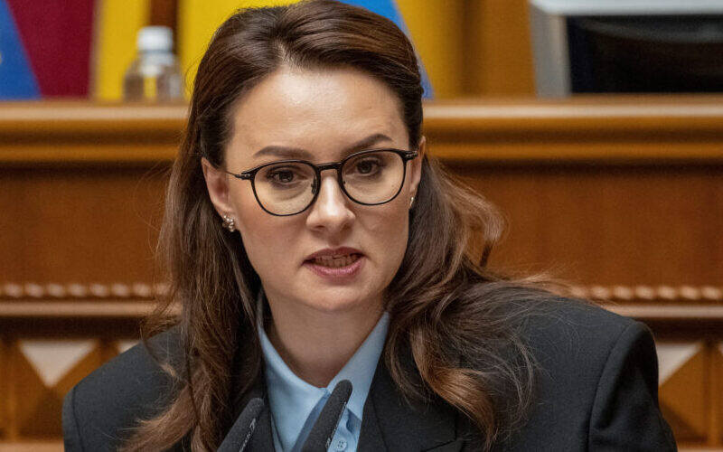 Фото до матеріалу: В Україні запускають програму працевлаштування для людей 50+