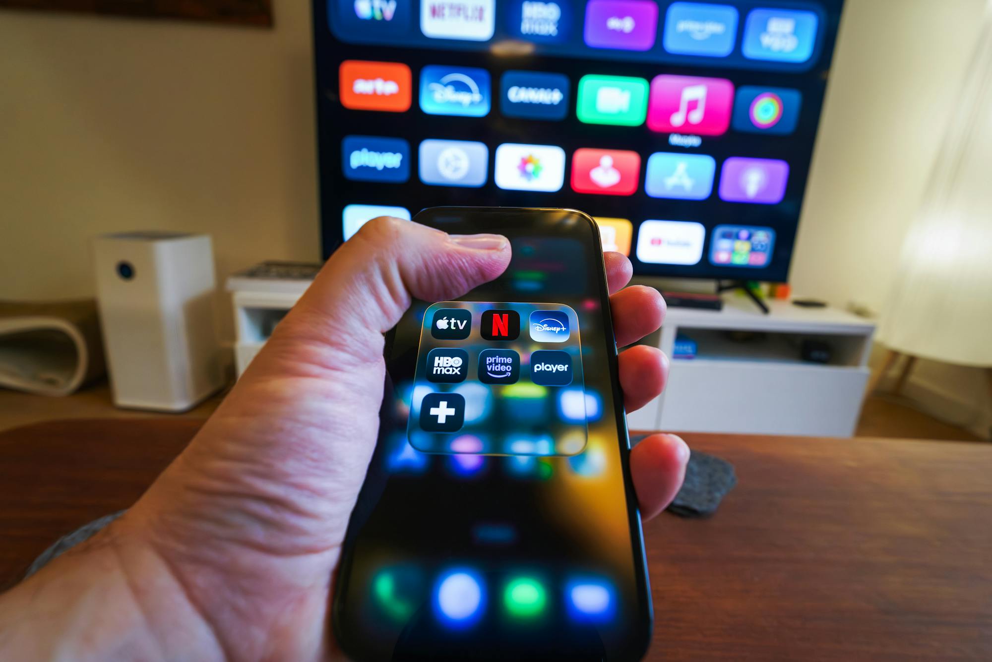 Фото до матеріалу: Netflix впроваджує голосовий пошук на базі ШІ: що це дасть українським глядачам
