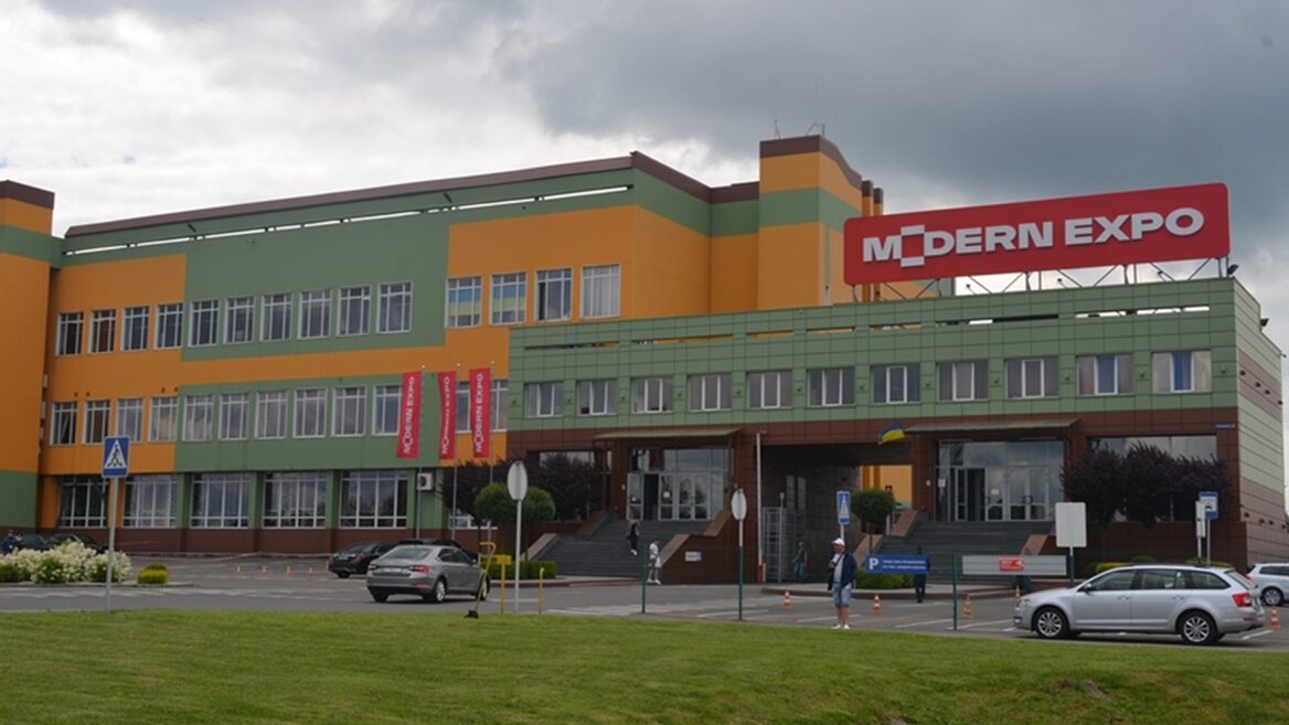 Фото до матеріалу: Nova Post інтегрується в мережу поштоматів Австрії