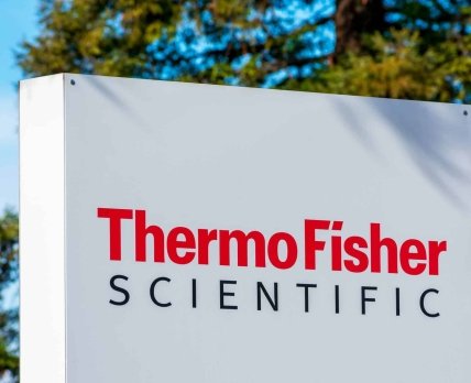 Фото до матеріалу: Thermo Fisher Scientific продає мікробіологічний підрозділ за мільярд доларів