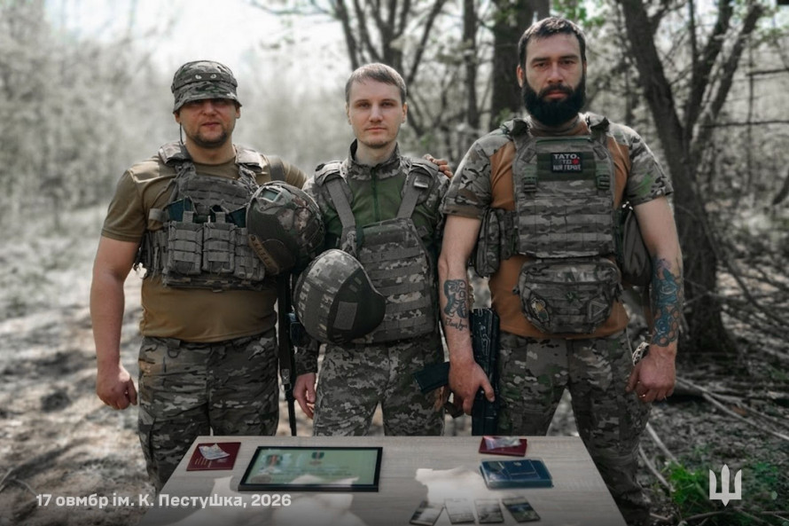 Фото до матеріалу: У Кривому Розі урочисто нагородили піхотинців 17 ОВМБр за мужність