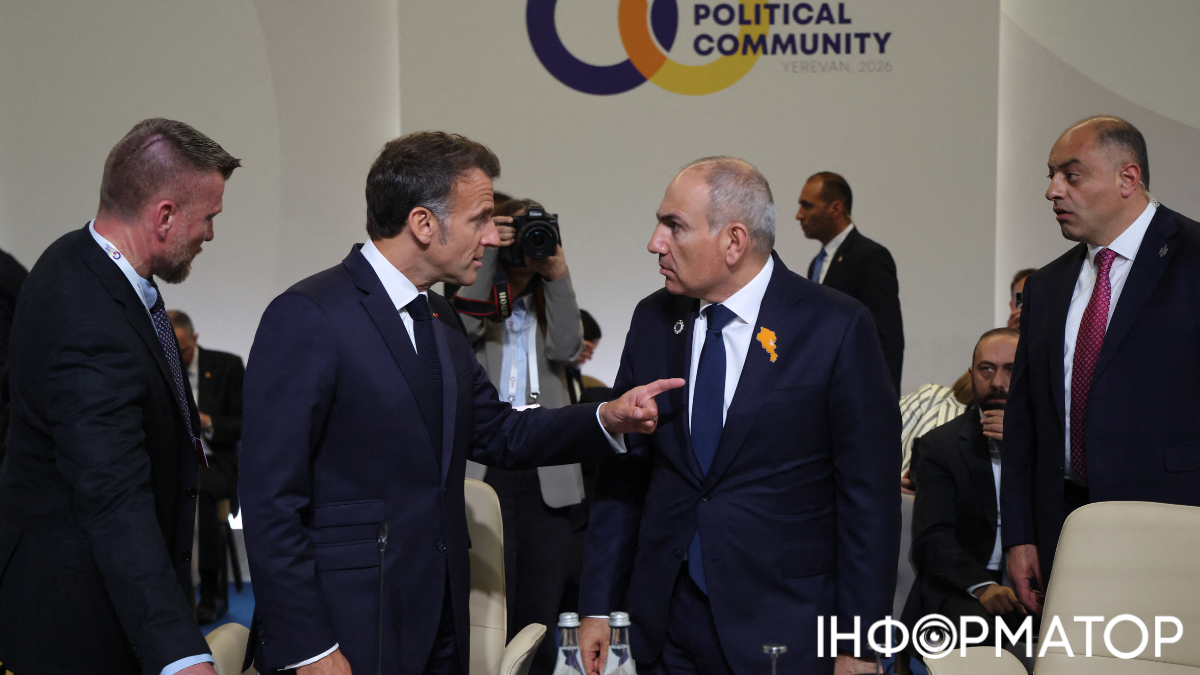 Фото до матеріалу: Макрон заспівав шансон на саміті ЄС у Єревані, Пашинян підіграв йому на барабанах