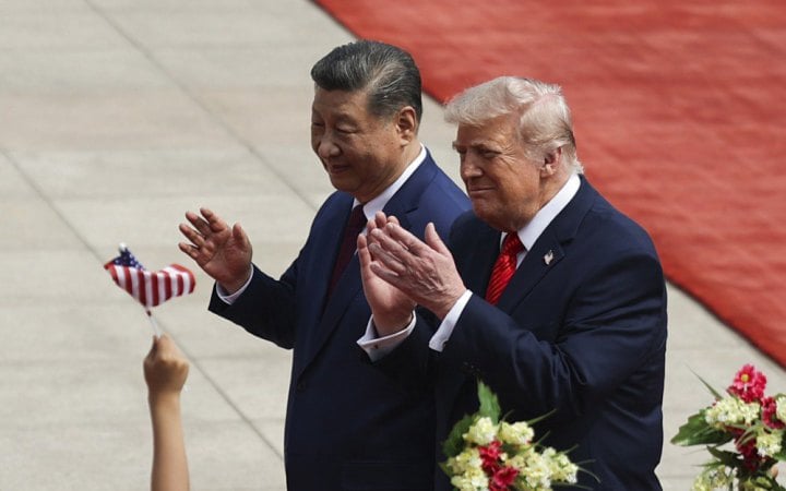 Фото до матеріалу: Трамп назвав перемовини з Сі чудовими (фото)