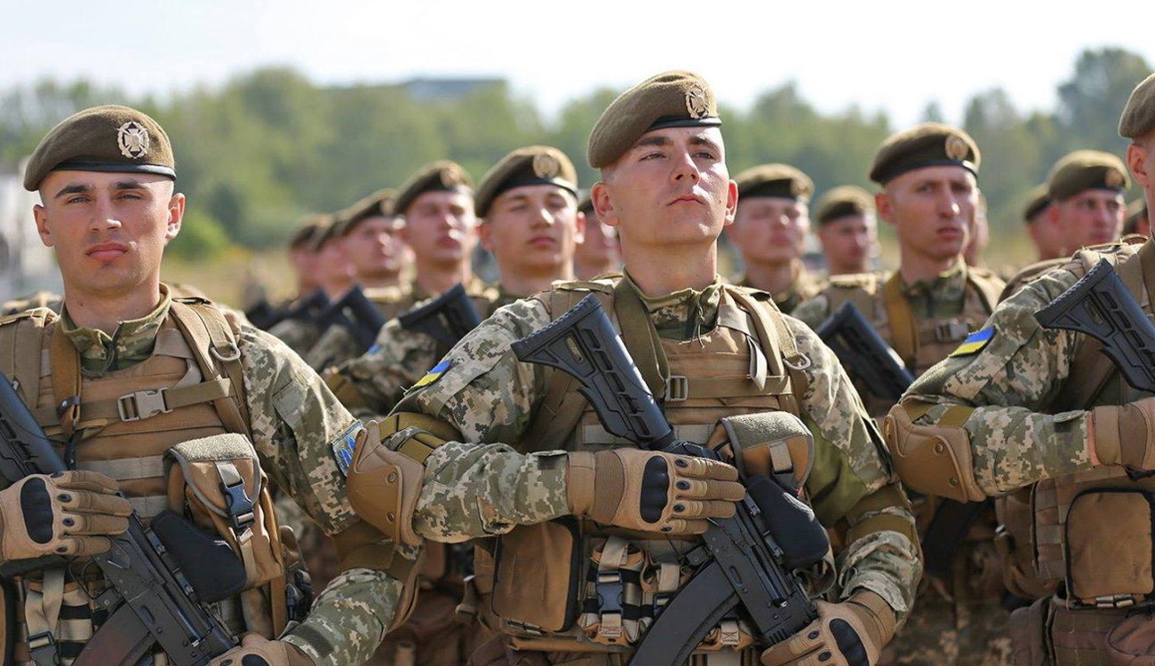 Фото до матеріалу: Мобілізація чи контракт: що гарантує закон працівнику