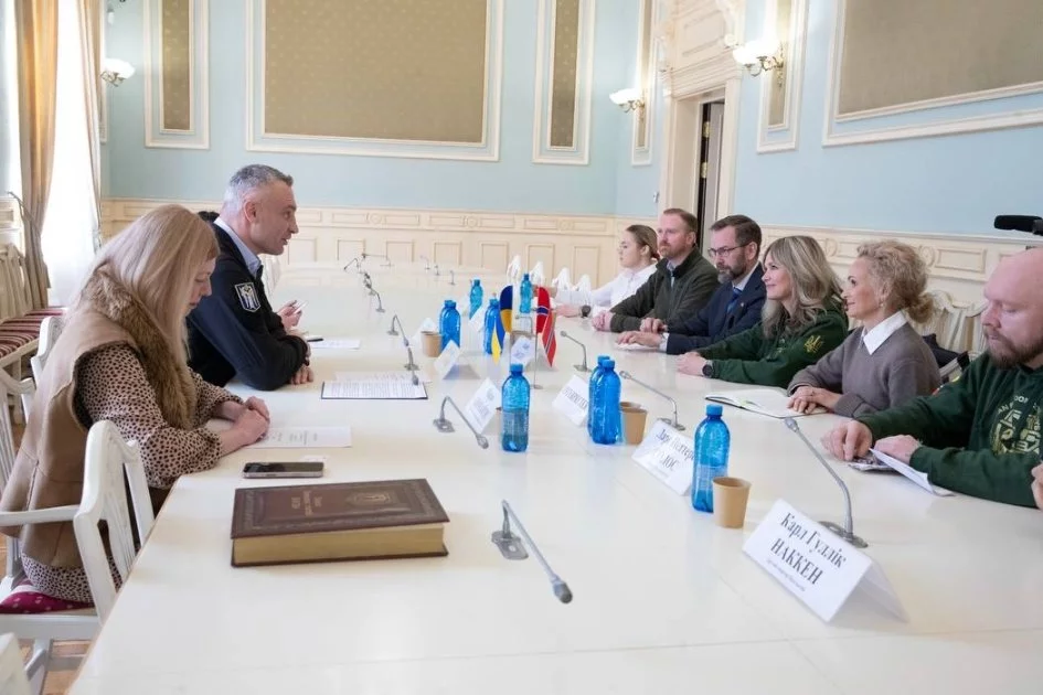 Фото до матеріалу: Міський голова Києва Віталій Кличко повідомив про зустріч у столичній мерії з мером норвезької столиці Осло Анне Ліндбу.