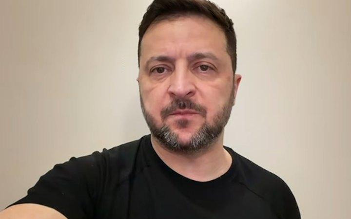 Фото до матеріалу: Зеленський повідомив про втрати РФ у $7 млрд від ударів по нафтових об'єктах