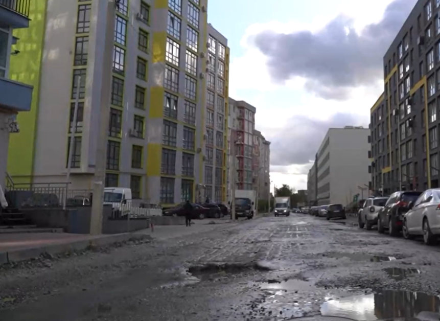 Фото до матеріалу: Реконструкцію вулиці Залізничної заблокував забудовник: що станеться далі