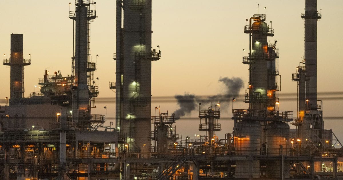 Фото до матеріалу: Енергетичний шок: війна з Іраном викликала рекордний дефіцит нафти