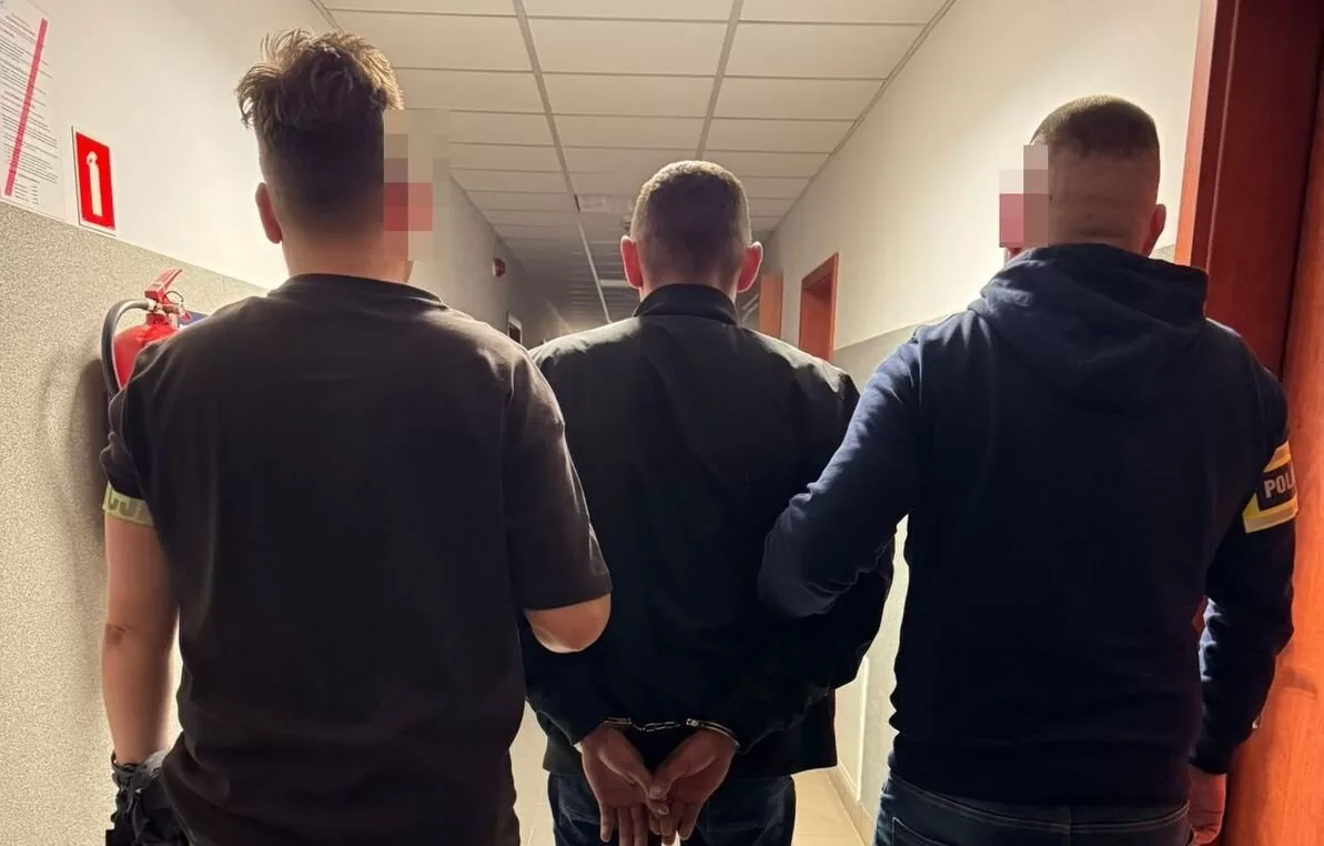 Фото до матеріалу: Українця депортували з Польщі за керування у стані сп'яніння за дитиною